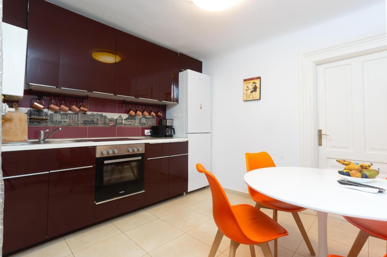 Wagner Apartment Brasov Luaran gambar
