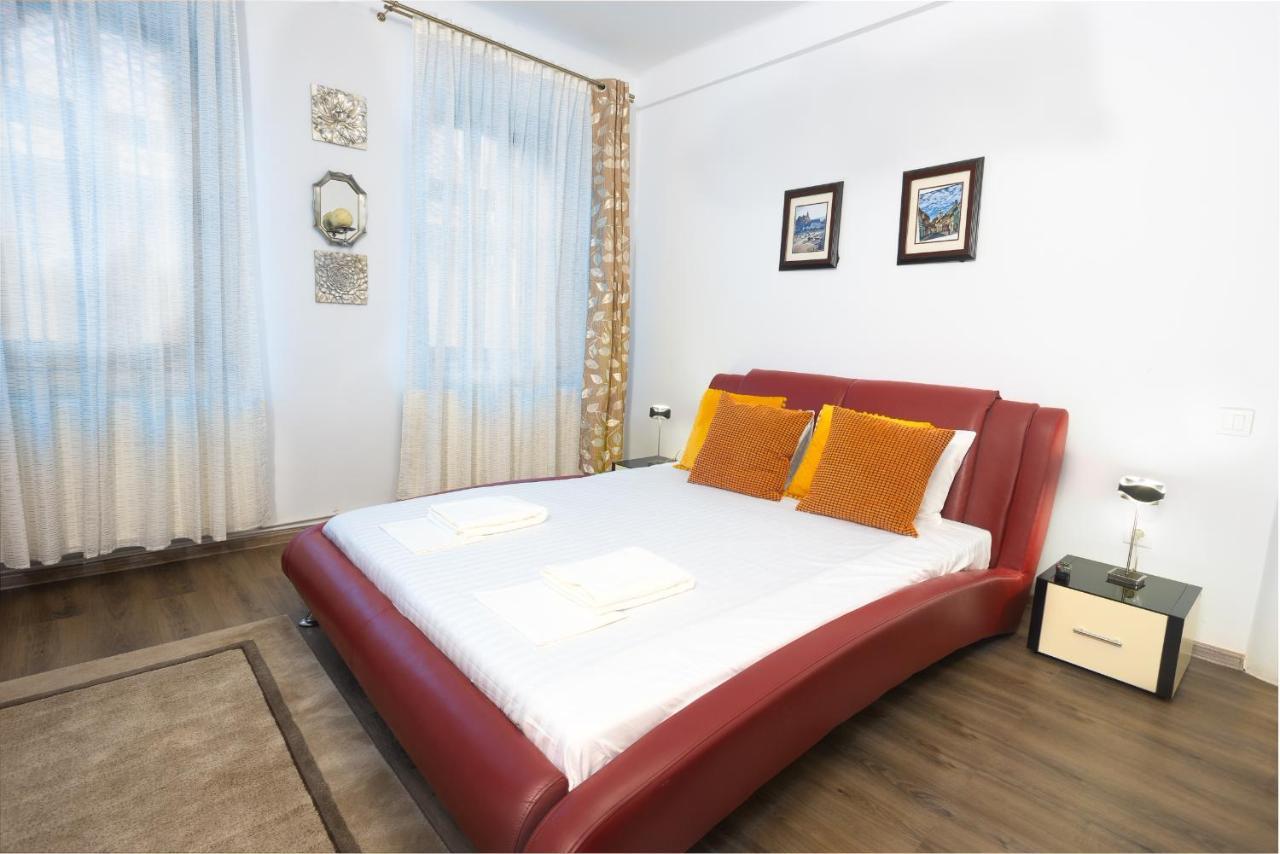 Wagner Apartment Brasov Luaran gambar